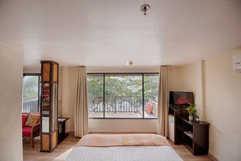 Vacation Village Phra Nang Inn