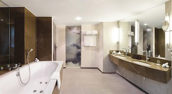 Van Der Valk Hotel Spa