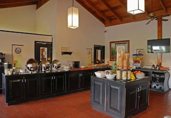 Country Inn & Suites By Radisson, San Jose Aeropue