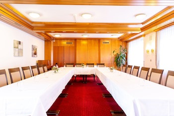 Alfa Hotel