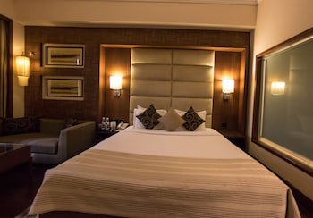 The Bristol Hotel