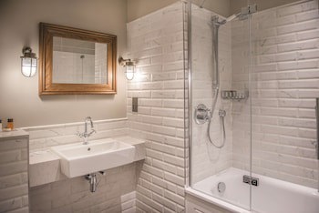 De Vere Wokefield Estate