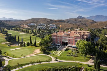 Anantara Villa Padierna Palace Benahavis Marbella