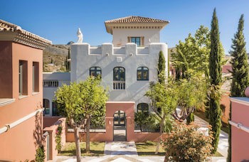 Anantara Villa Padierna Palace Benahavis Marbella