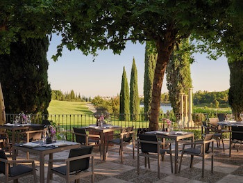 Anantara Villa Padierna Palace Benahavis Marbella