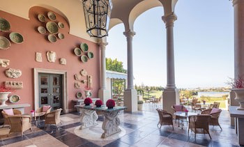 Anantara Villa Padierna Palace Benahavis Marbella