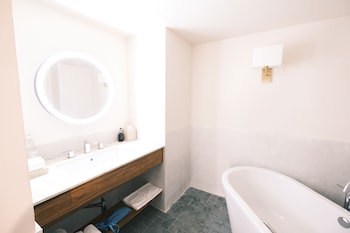 Baan Haad Ngam Boutique Resort & Villas