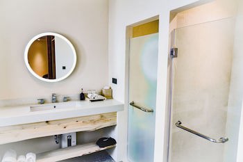 Baan Haad Ngam Boutique Resort & Villas