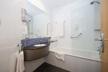 Holiday Inn Express Montmelo