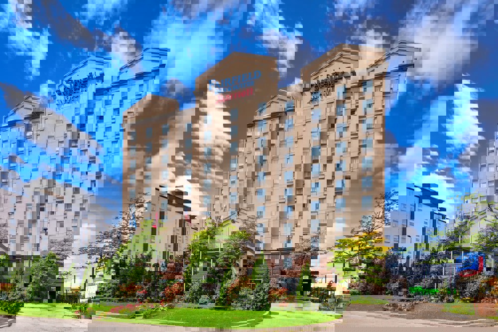 Fairfield Inn and Suites by Marriott Toronto Airport