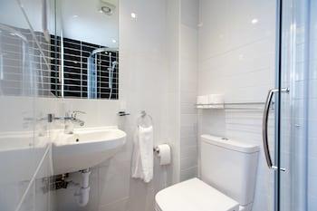Marble Arch Inn Hotel