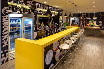 Ibis Joinville