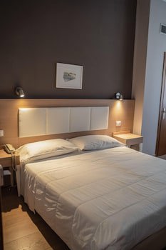 Hotel  Mediterraneo galeri fotoğrafı