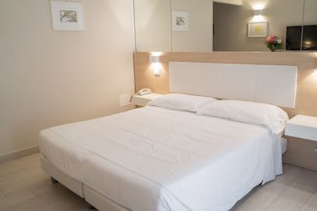 Hotel  Mediterraneo galeri fotoğrafı