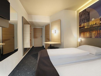 B&B Hotel Berlin City-West galeri fotoğrafı