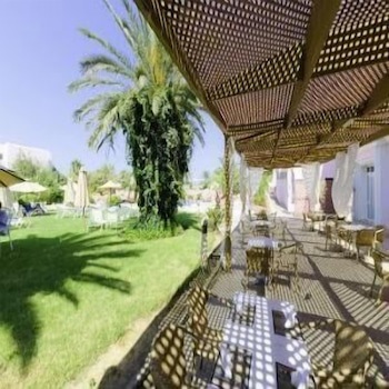 Regency Tunis Hotel
