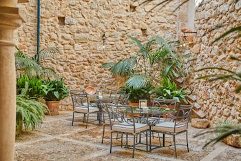 Cas Comte Suites & Spa - Adults Only