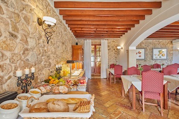 Cas Comte Suites & Spa - Adults Only
