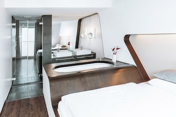 Hotel Q galeri fotoğrafı