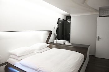 Hotel Q galeri fotoğrafı