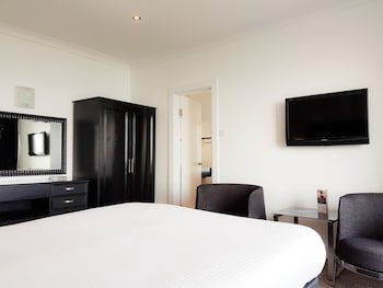 The Cumberland Hotel - Oceana Collection