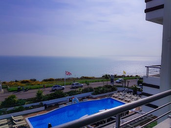 The Cumberland Hotel - Oceana Collection