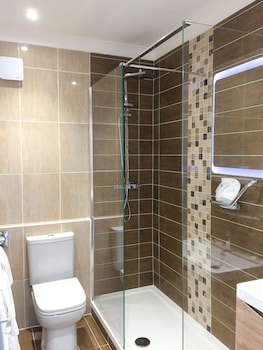 The Cumberland Hotel - Oceana Collection