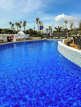 The Cumberland Hotel - Oceana Collection