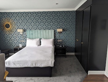 The Cumberland Hotel - Oceana Collection