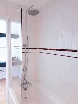 The Cumberland Hotel - Oceana Collection