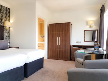 The Cumberland Hotel - Oceana Collection