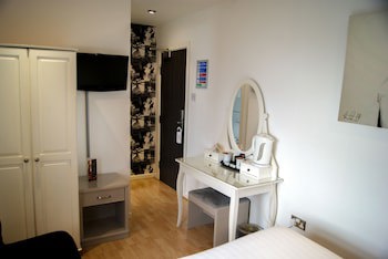 The Cumberland Hotel - Oceana Collection