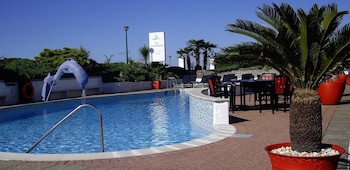 The Cumberland Hotel - Oceana Collection