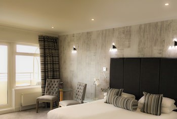 The Cumberland Hotel - Oceana Collection