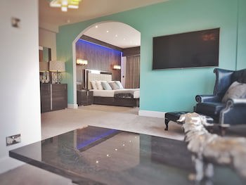 The Cumberland Hotel - Oceana Collection