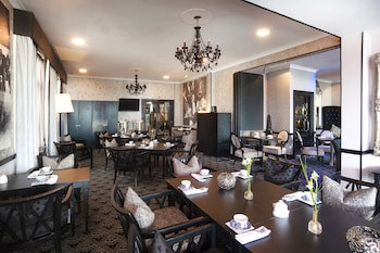 The Cumberland Hotel - Oceana Collection