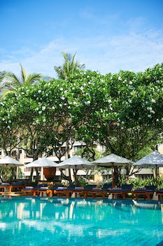 Conrad Bali
