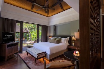 Conrad Bali