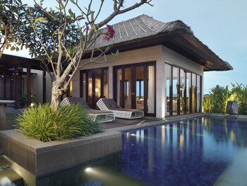 Conrad Bali