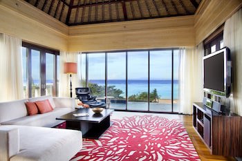 Conrad Bali
