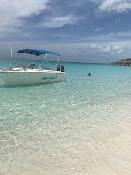 Gems At Paradise Beach Hotel