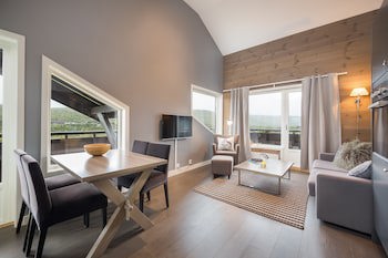 Highland Lodge