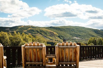 Highland Lodge