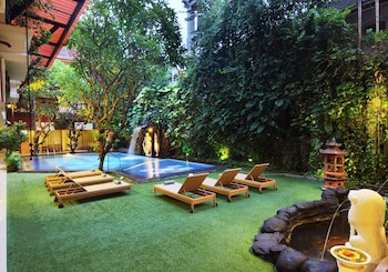 Green Garden Hotel