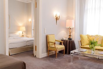 Opera Hotel fotoğrafı