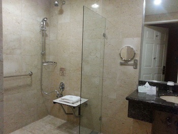 Eurobuilding Express El Tigre