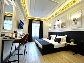 Angel's Home Hotel