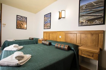 Canifor Hotel