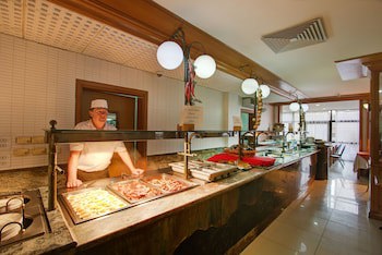 Canifor Hotel