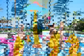 Constantinou Bros Athena Beach Hotel